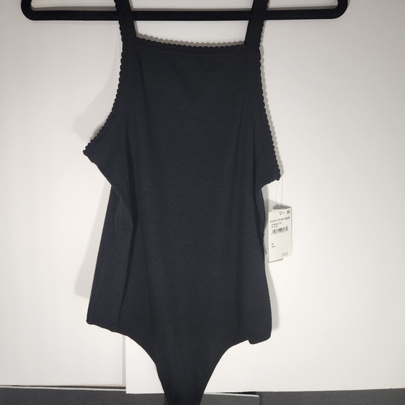 Picot Trim Cotton Blend Rib Bodysuit - Picture 5 of 6